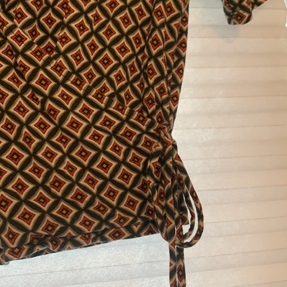 Fall Crop Top - Picture 3 of 5